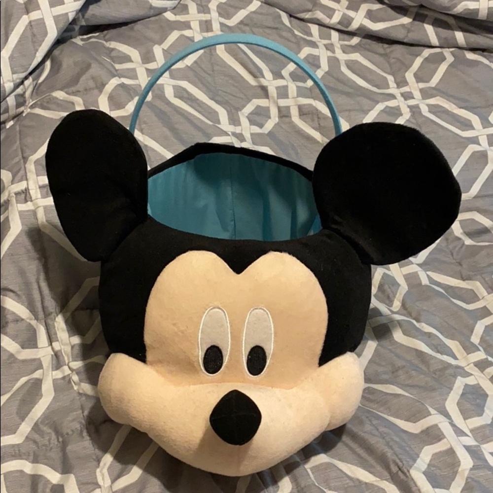 Disney- Mickey plush basket